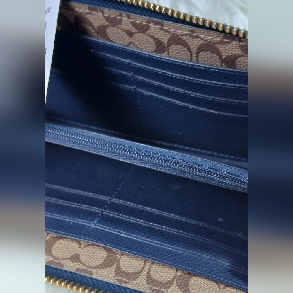 Coach Midnight Blue Leather Zip Wallet - Picture 8 of 9
